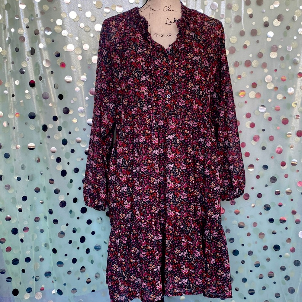 American Eagle dress Modest, long sleeve , size L, floral